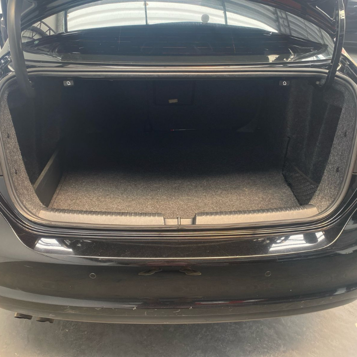 2012 VOLKSWAGEN JETTA 2.0 TIPTRONIC FLEX – MUITO NOVO