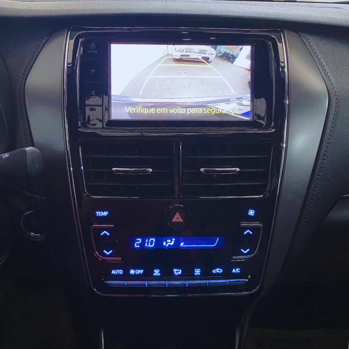 2024 TOYOTA YARIS SEDAN XLS 1.5 AUTOMÁTICO FLEX – TETO SOLAR