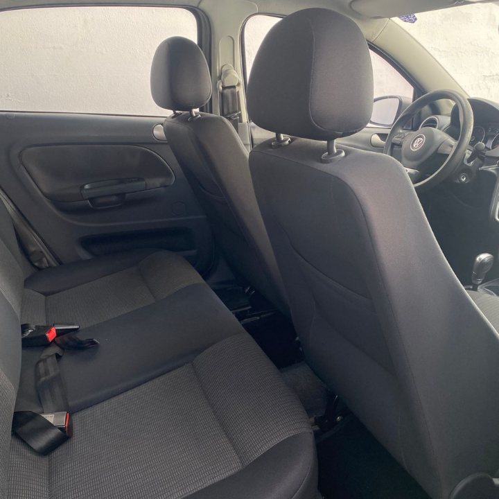 2013 VOLKSWAGEN NOVO VOYAGE 1.6 I-MOTION FLEX – COMPLETO