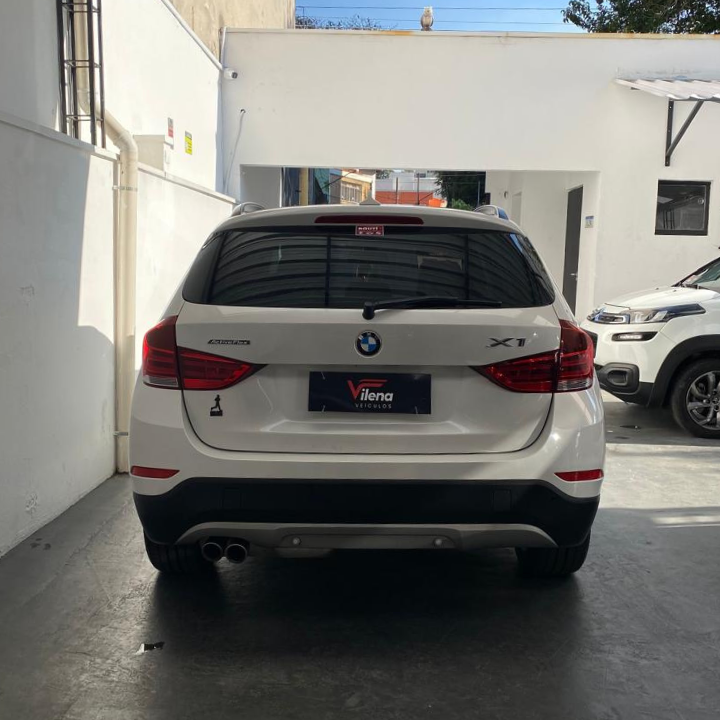 2015 BMW X1 2.0 sDRIVE20i ACTIVE FLEX AUTOMÁTICA – MUITO NOVA