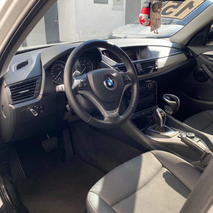2015 BMW X1 2.0 sDRIVE20i ACTIVE FLEX AUTOMÁTICA – MUITO NOVA