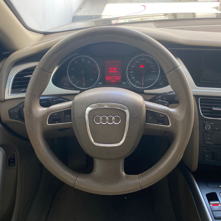 2012 AUDI A4 2.0T AUTOMATICA GASOLINA – TETO SOLAR/BLINDADA