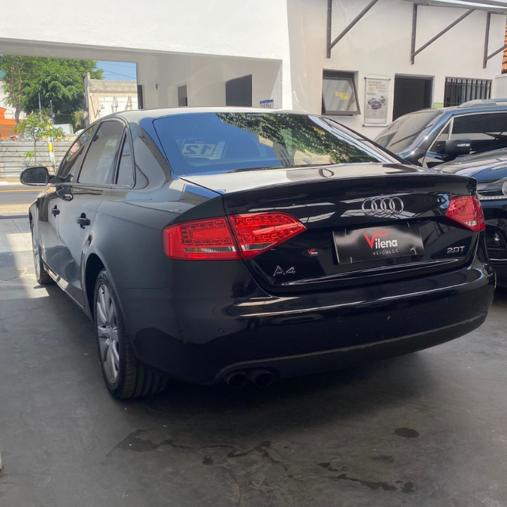 2012 AUDI A4 2.0T AUTOMATICA GASOLINA – TETO SOLAR/BLINDADA