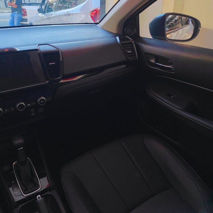 2024 HONDA CITY 1.5 TOURING FLEX AUTOMÁTICO – MUITO NOVO
