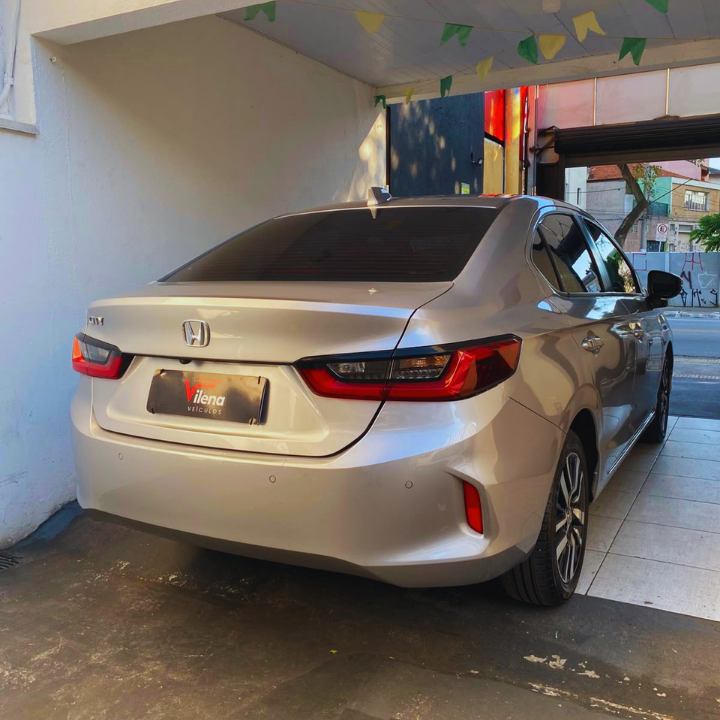 2024 HONDA CITY 1.5 TOURING FLEX AUTOMÁTICO – MUITO NOVO