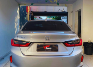 2024 HONDA CITY 1.5 TOURING FLEX AUTOMÁTICO – MUITO NOVO