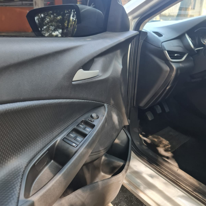 2020 CHEVROLET ÔNIX 1.0 LTZ MANUAL – COMPLETO
