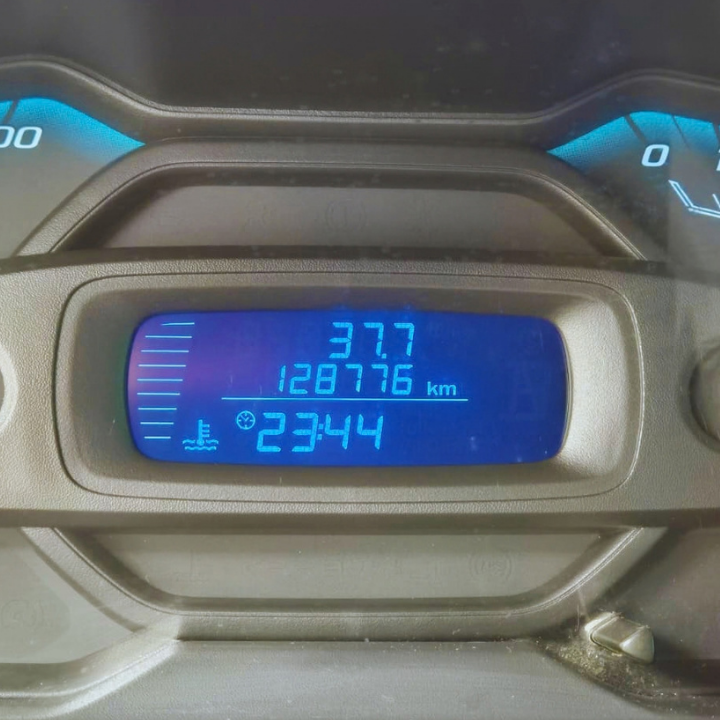 2011 CHEVROLET AGILE 1.4 LT FLEX MANUAL – 4 PNEUS NOVOS